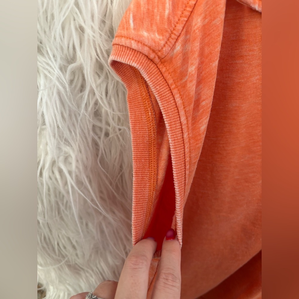 Jane & Delancey Heathered Orange Top - Picture 3 of 6